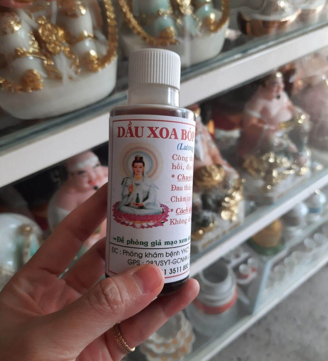 Combo 10 chai dầu xoa bóp nguyễn thị thu thủy
