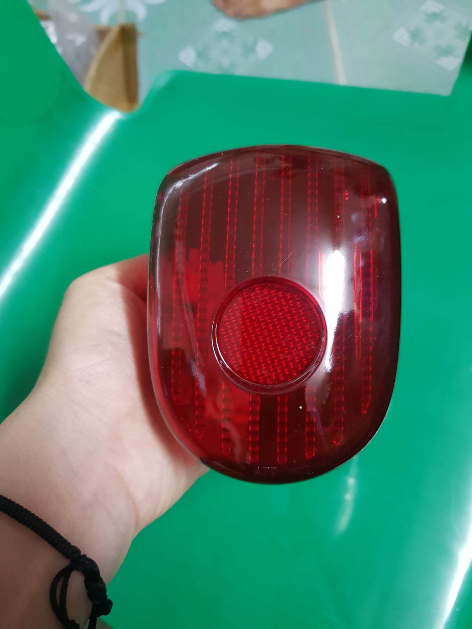 Chụp đèn hậu xe CUB đời mới