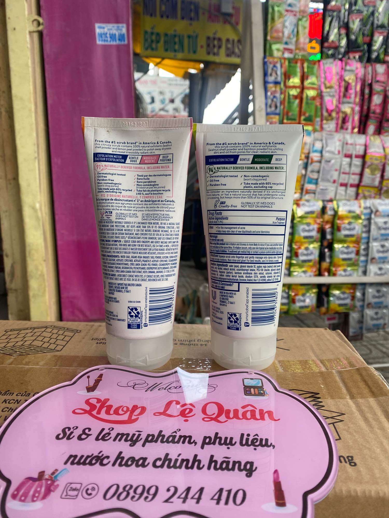 Sữa rửa mặt tẩy tế bào da chết St.Ives 170g