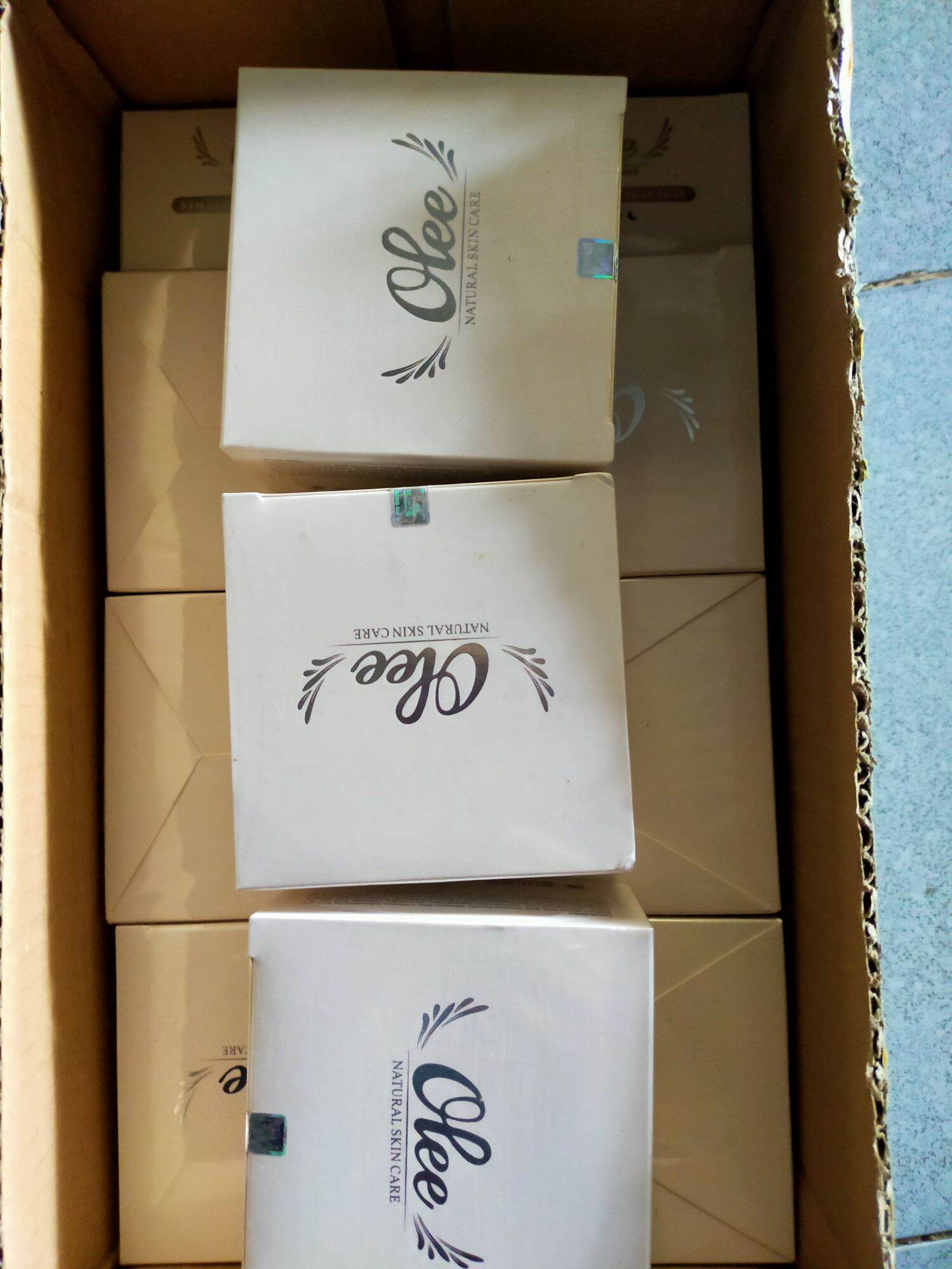 kem body olee   mua 1 tặng 1