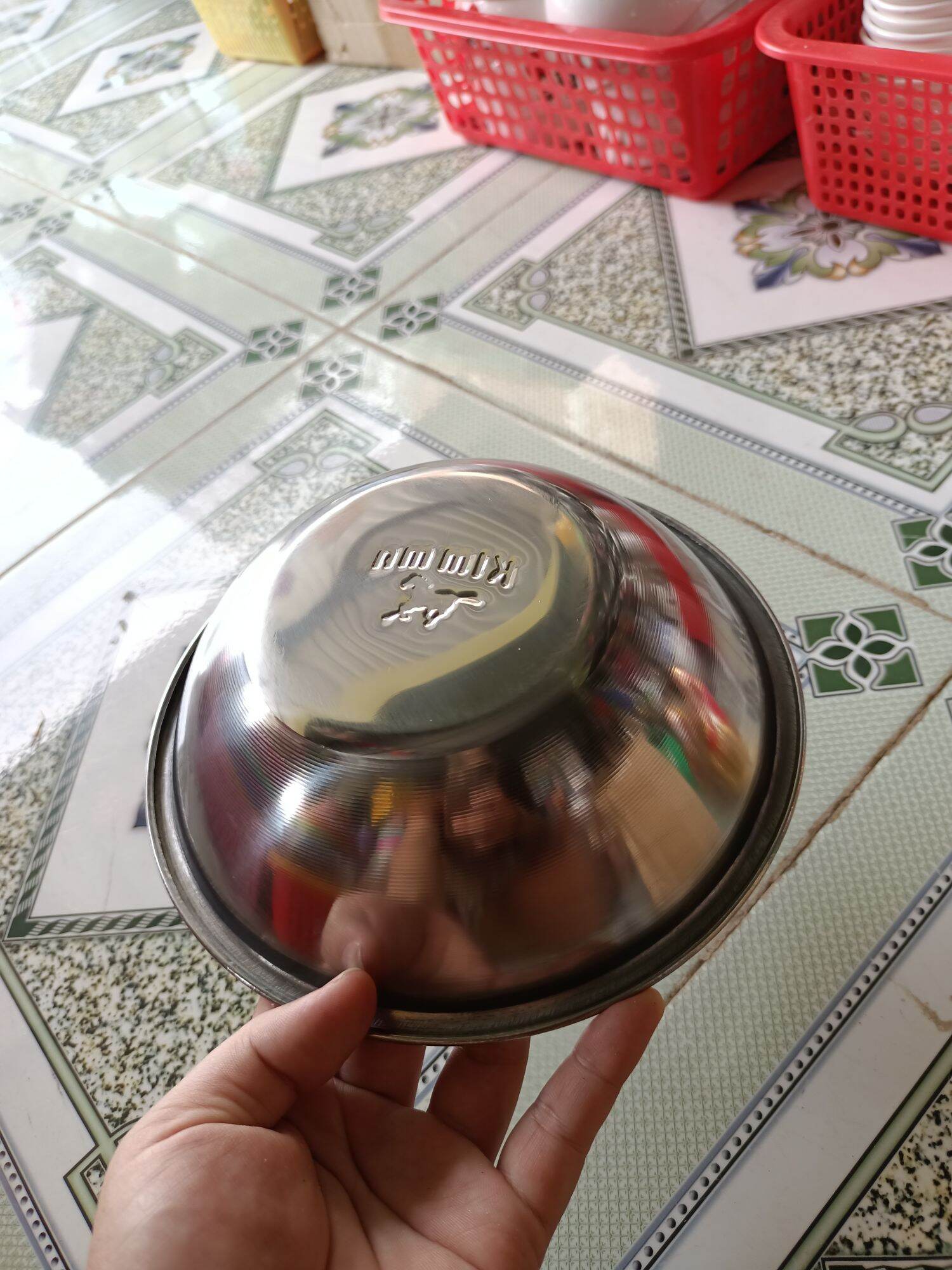 thau inox Kim Mã đk 18cm