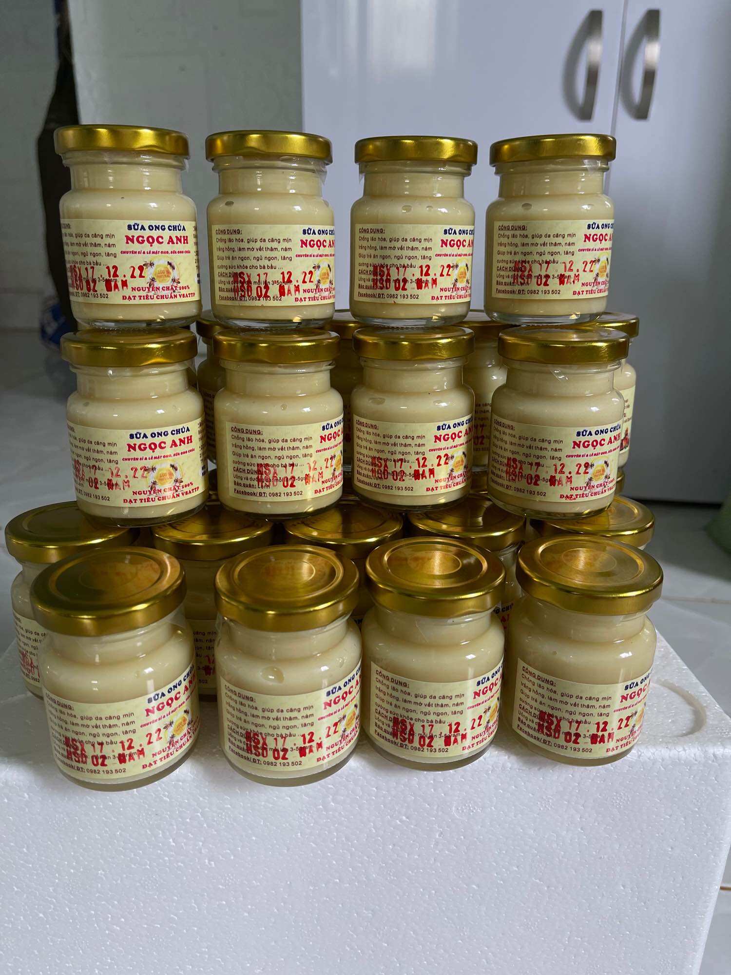 COMBO 2 hũ sữa ong chúa 200gr