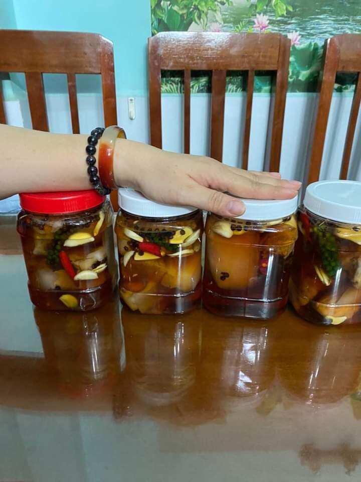 Thịt heo ngâm nước mắm
