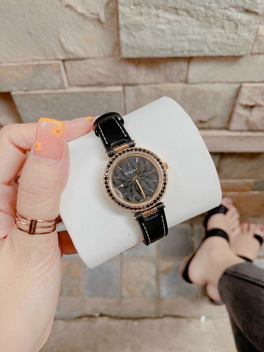 Đồng hồ nữ salvatore Ferragamo Fullbox hãng