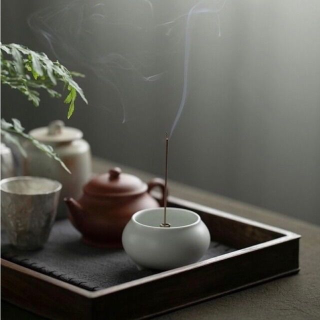 Hương Trầm Không Tăm