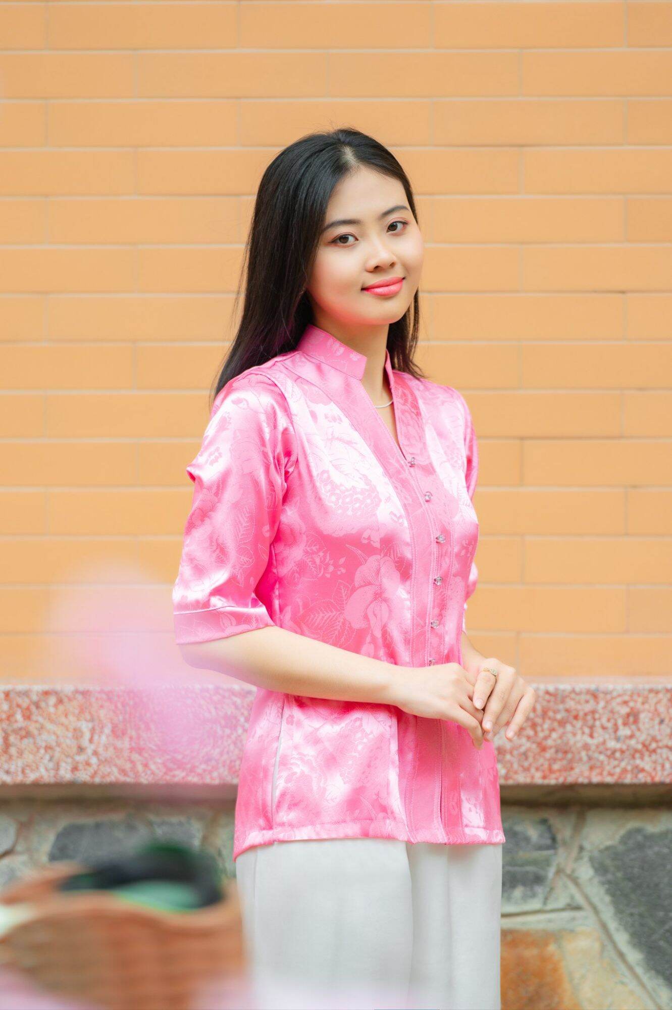 Đồ Lam Đi Chùa # Mẫu Bà Ba Gấm Cổ Trụ