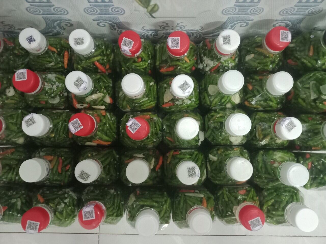 Ớt thóc xanh sóc tỏi muối (150k3chai y hình)