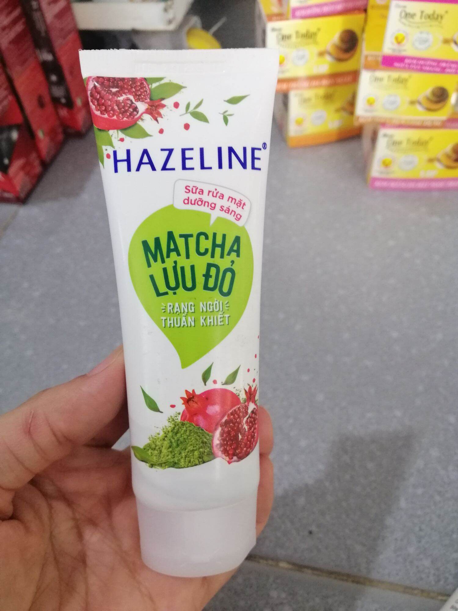 [Hcm]Sữa Rửa Mặt Hazeline 50G