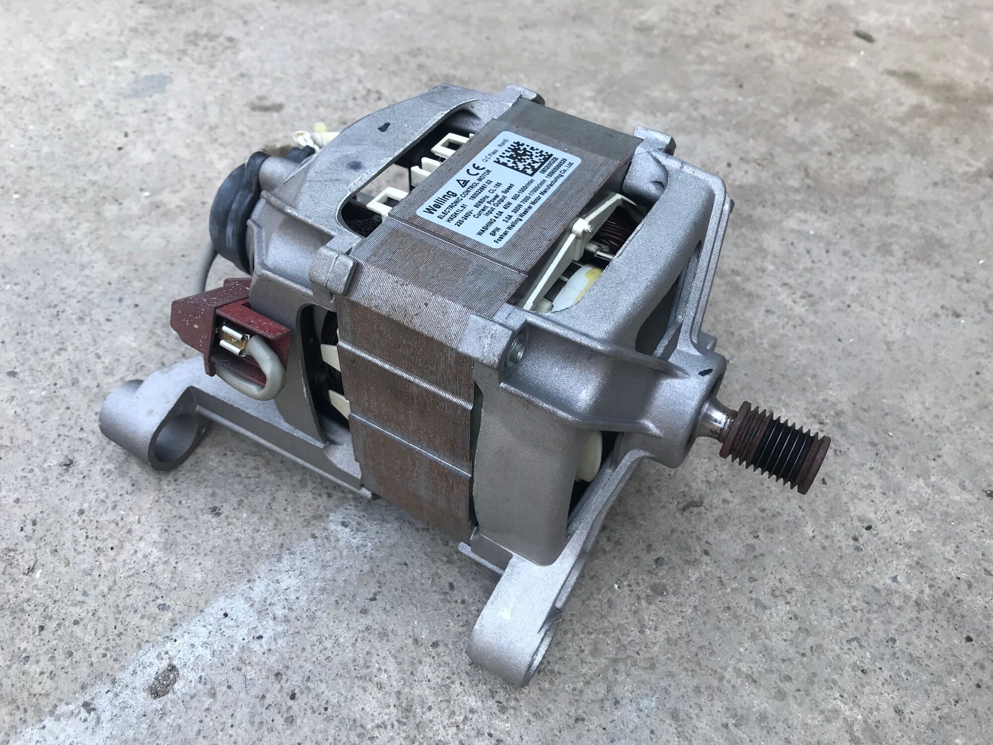 Moter tháo máy giặt cửa ngang Ariston 7 kg cũ tốt
