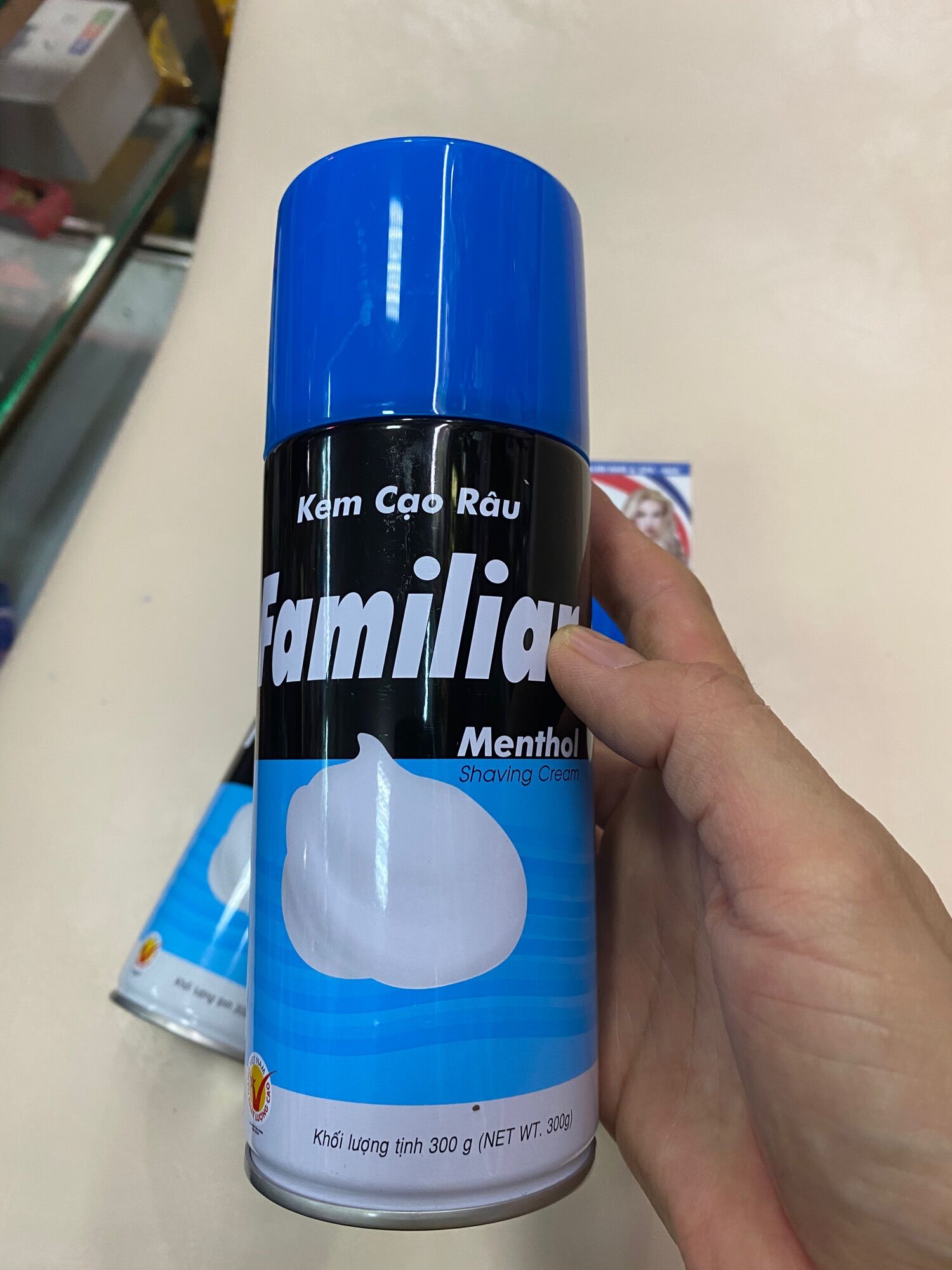 Kem cạo râu Familiar 300g