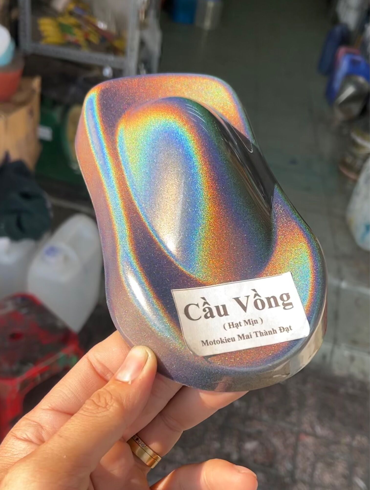 Màu Sơn Hiệu Ứng Cầu Vồng Hạt Mịn ( Sơn oto xe máy ) Đóng chai tuỳ chọn