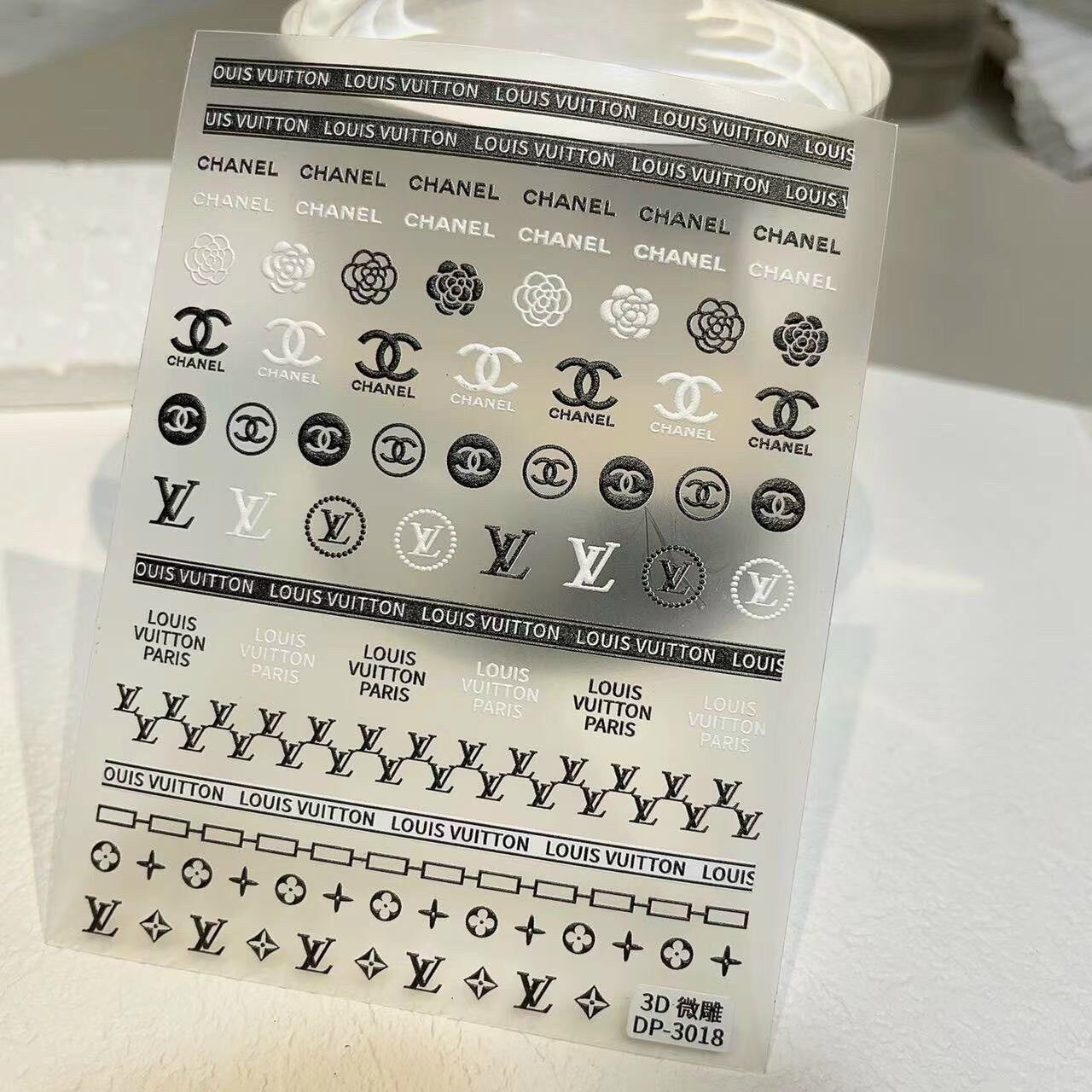 Sticker 3D thương hiệu nổi tiếng