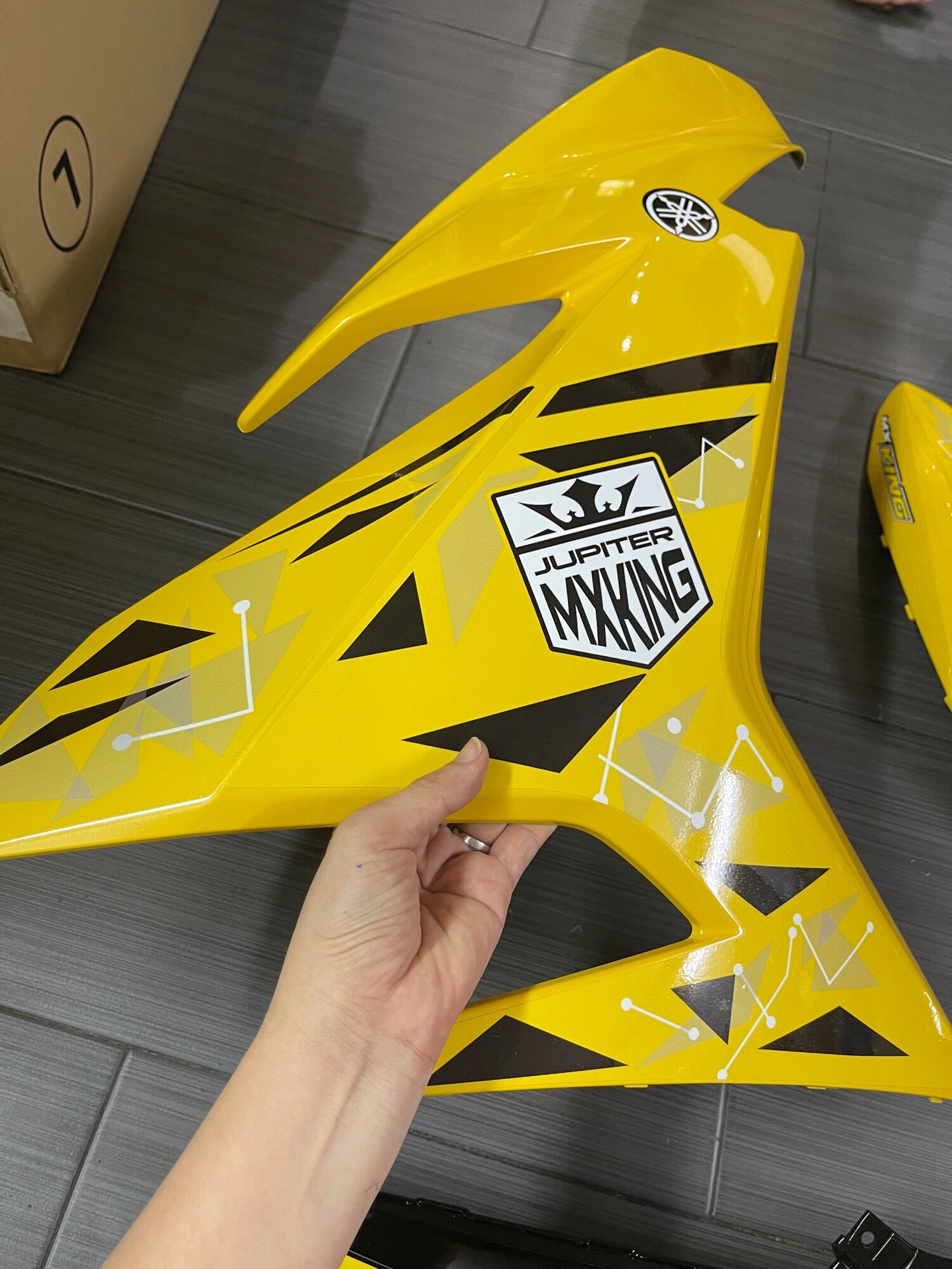 Dàn áo Ex 150 vàng đen tem Mx kinh tặng kèm