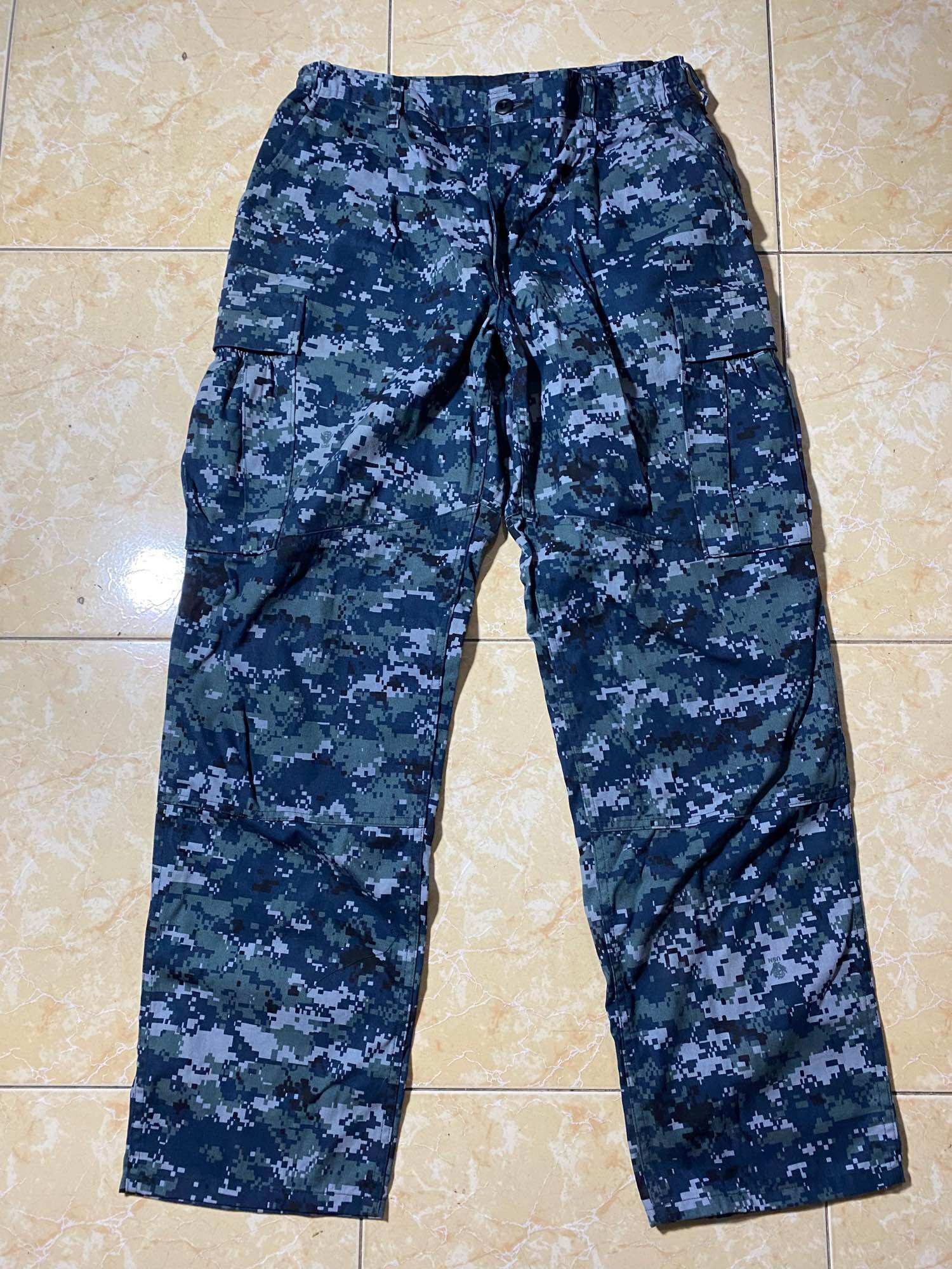 BỘ QUẦN ÁO NAVY USA