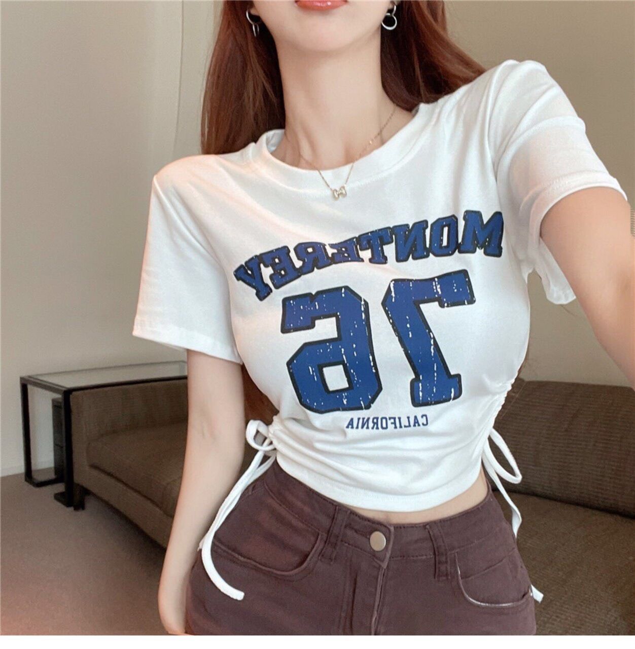 Áo croptop khoe eo số 76