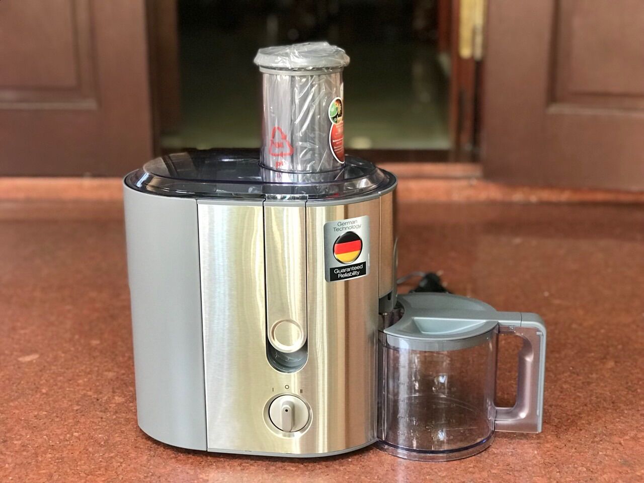 Máy ép trái cây Braun J700