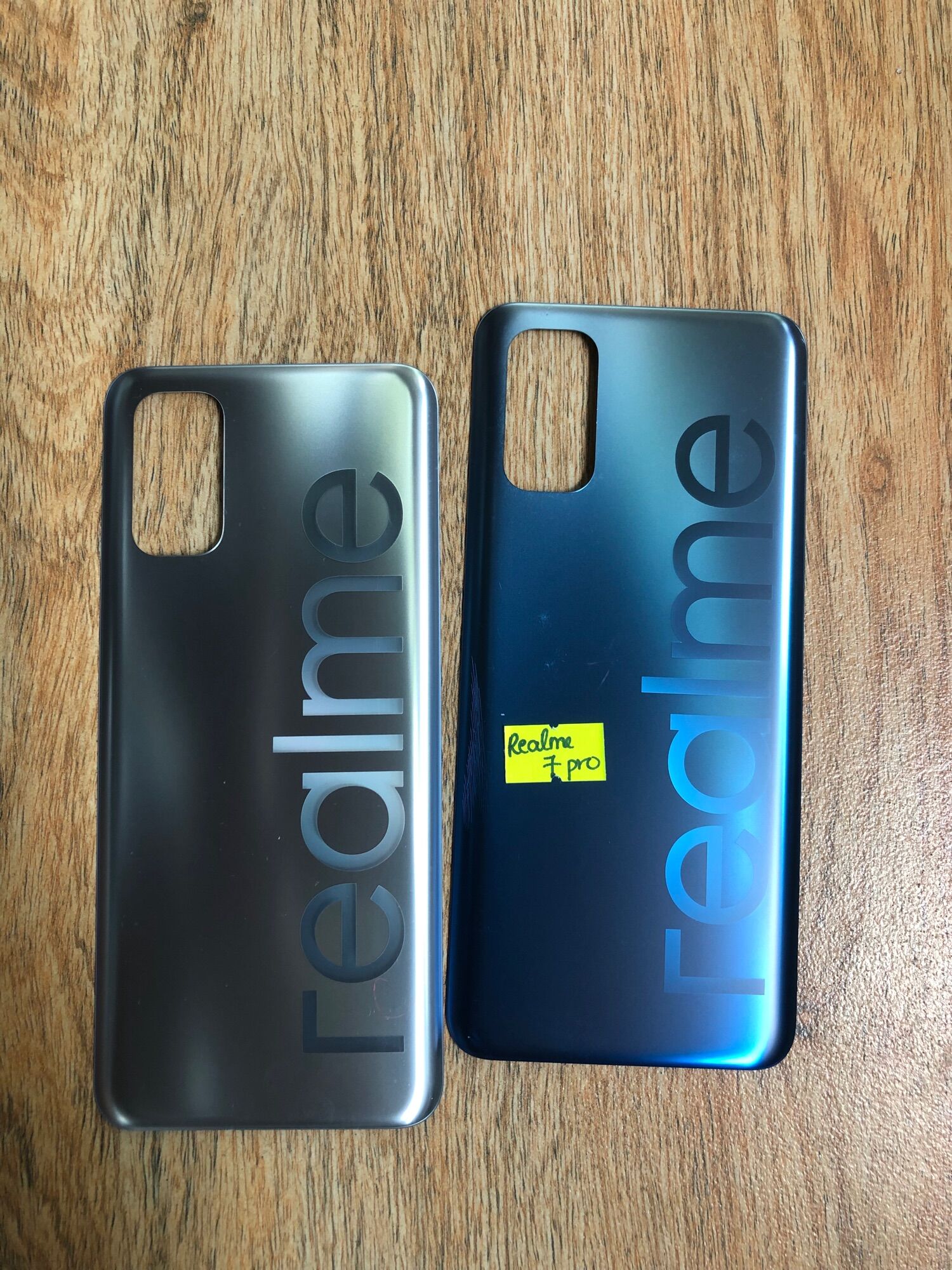 Nắp lưng Oppo Realme 7 pro zin new