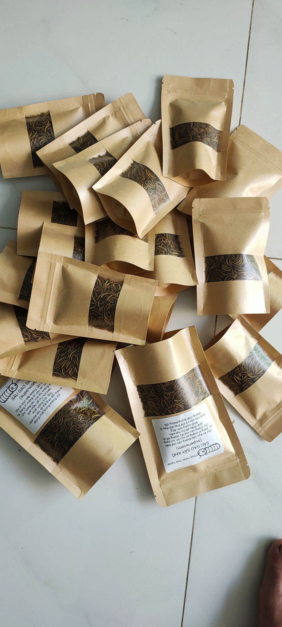 sâu sấy khô dùng cho bò sát (túi nhỏ 15g )