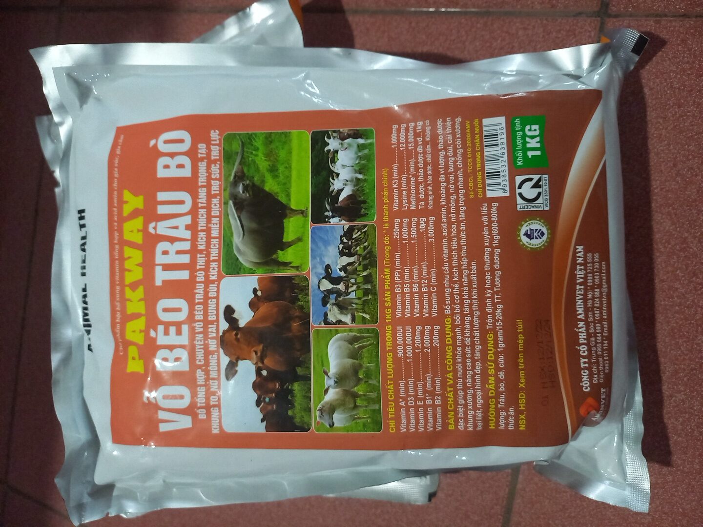 Vỗ béo trâu bò 1kg bột trộn thức ăn