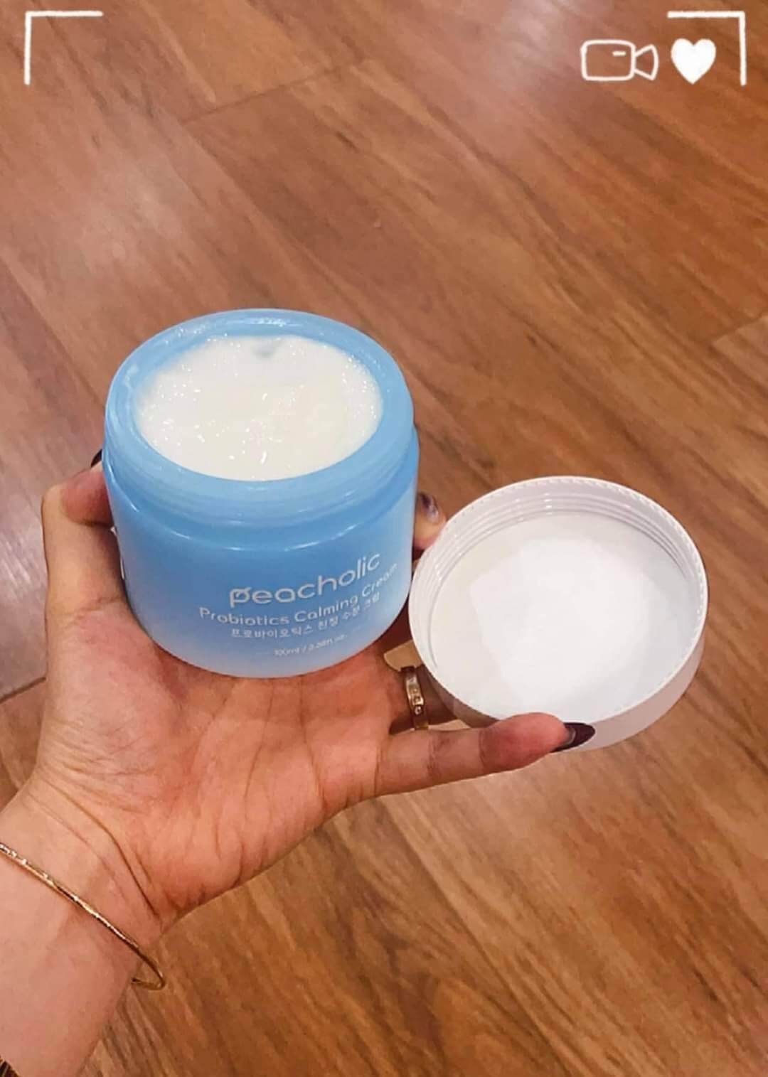 Kem dưỡng ngải cứu peacholic