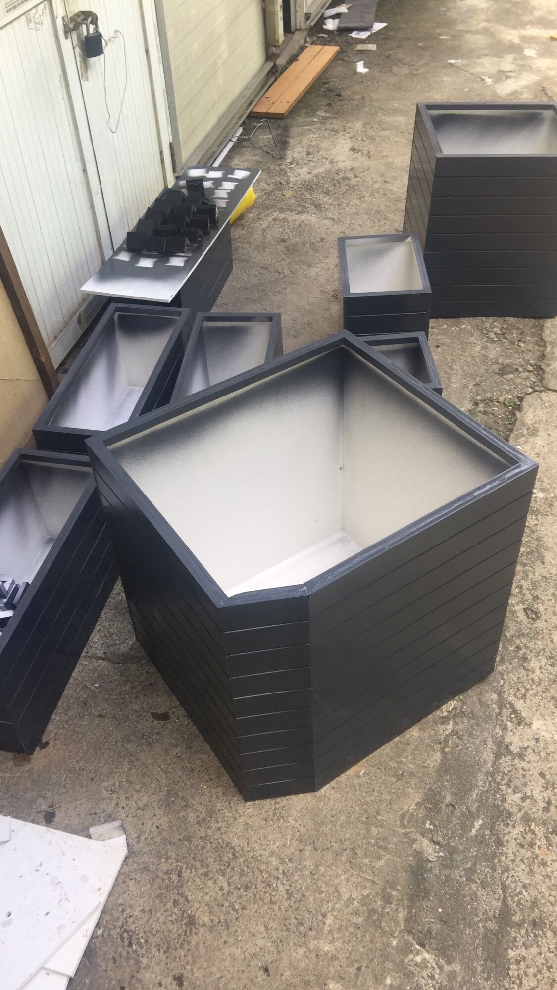 chậu nhựa composite màu ghi (50x20x25)
