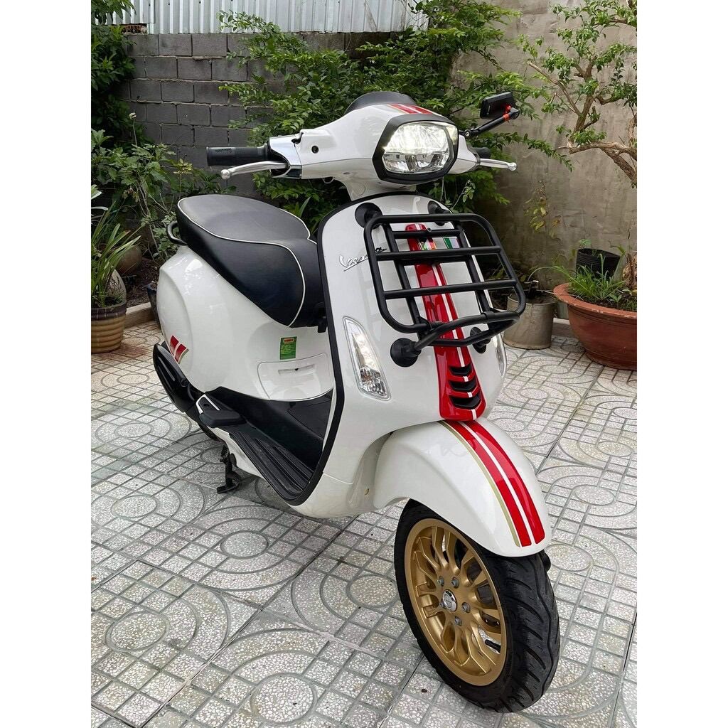 Baga trước vespa sprint primavera