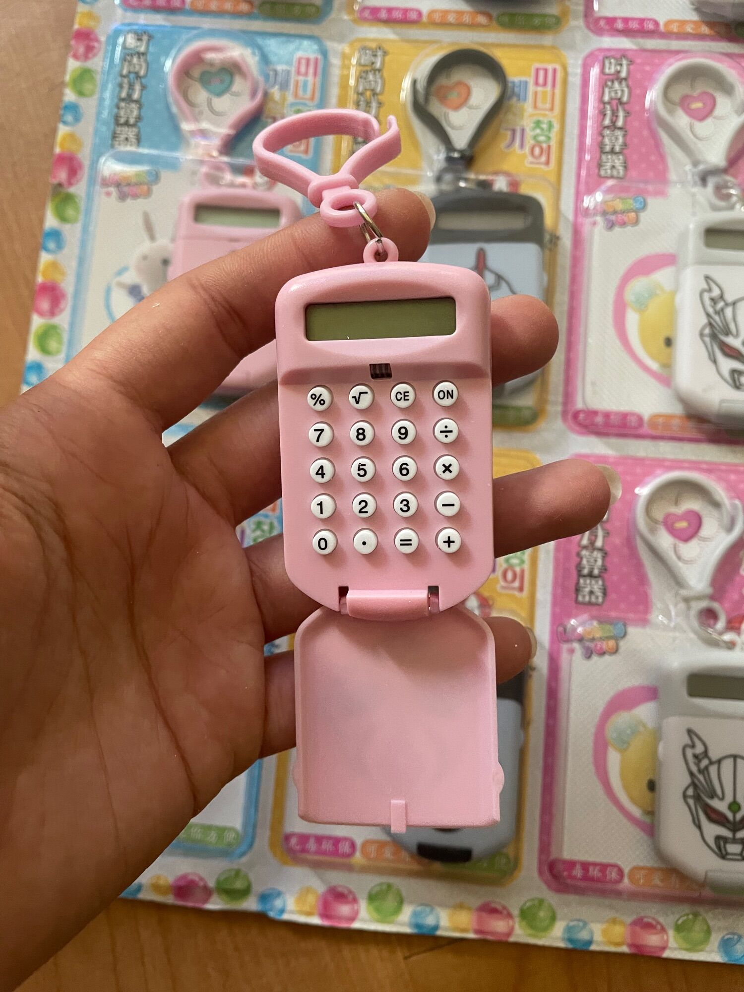 Máy tính mini bỏ túi tiện dụng