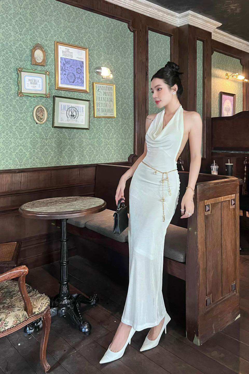 Đầm maxi yếm cổ đỗ (kèm ảnh thật ở cuối)