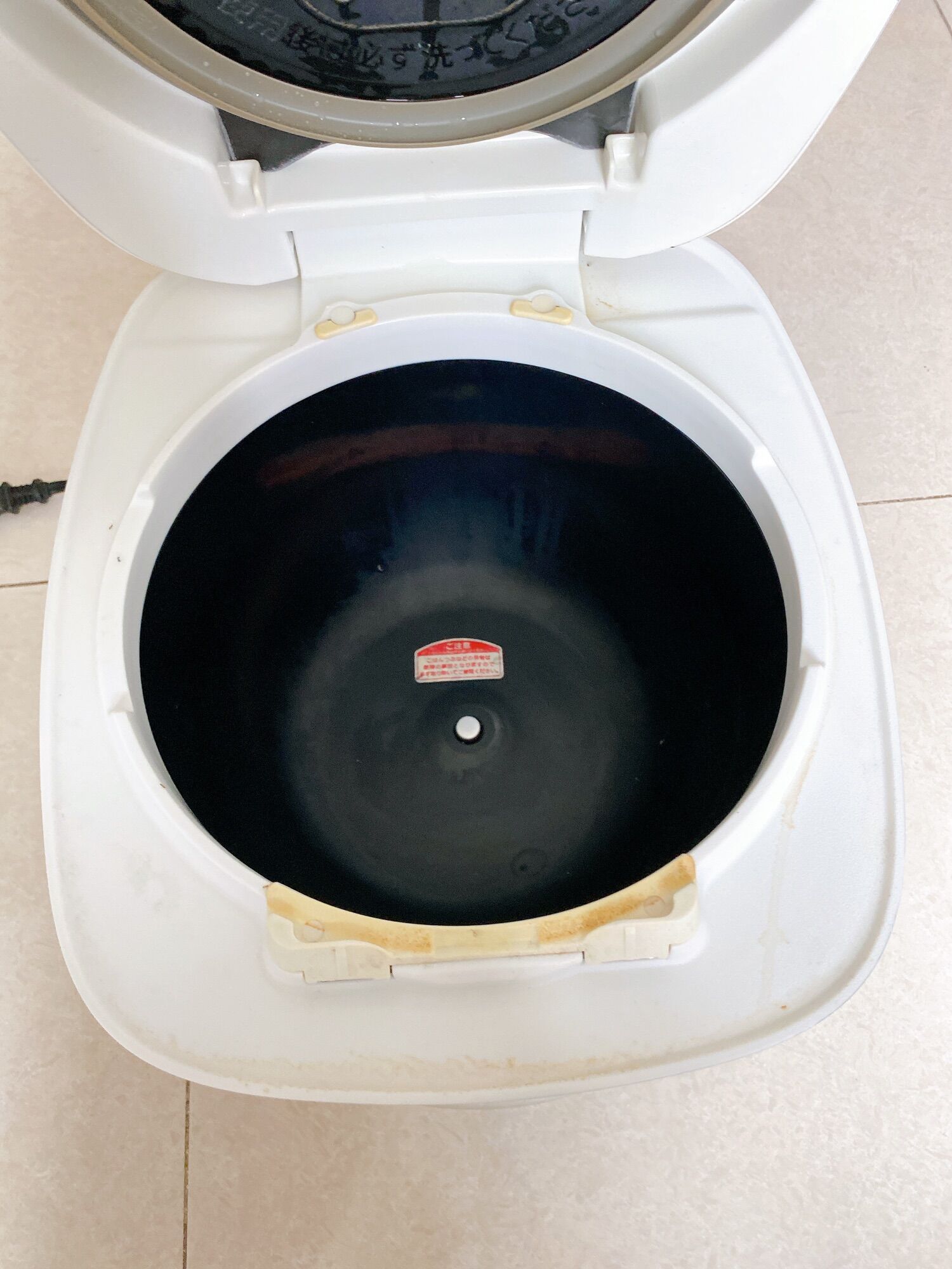 [1,8L áp suất xoong dày] Nồi Cơm điện nội địa Nhật Cho 7 người ăn