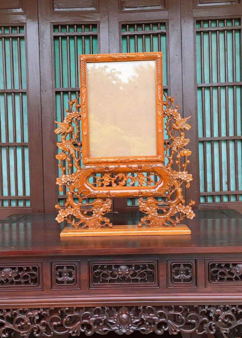 KHUNG ẢNH THỜ GỖ GỤ
