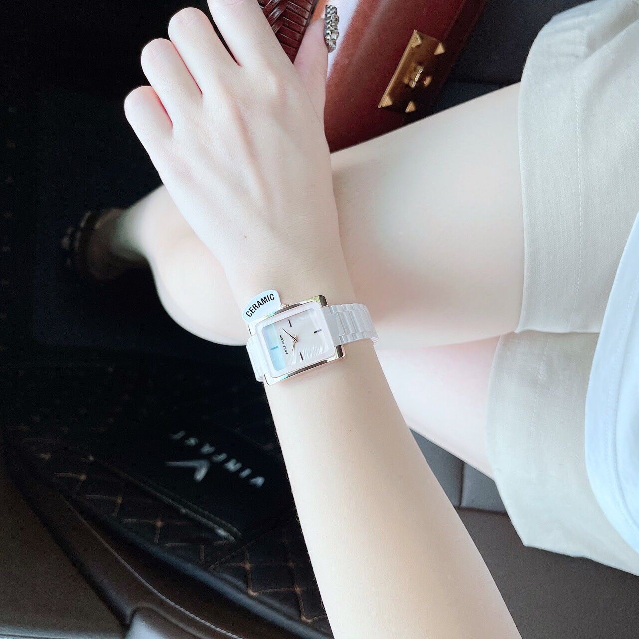 Đồng Hồ Nữ Anne Klein Size 28*32