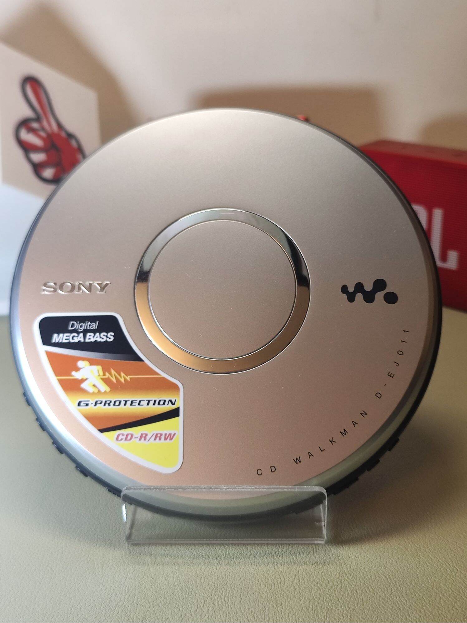 Máy nghe đĩa CD