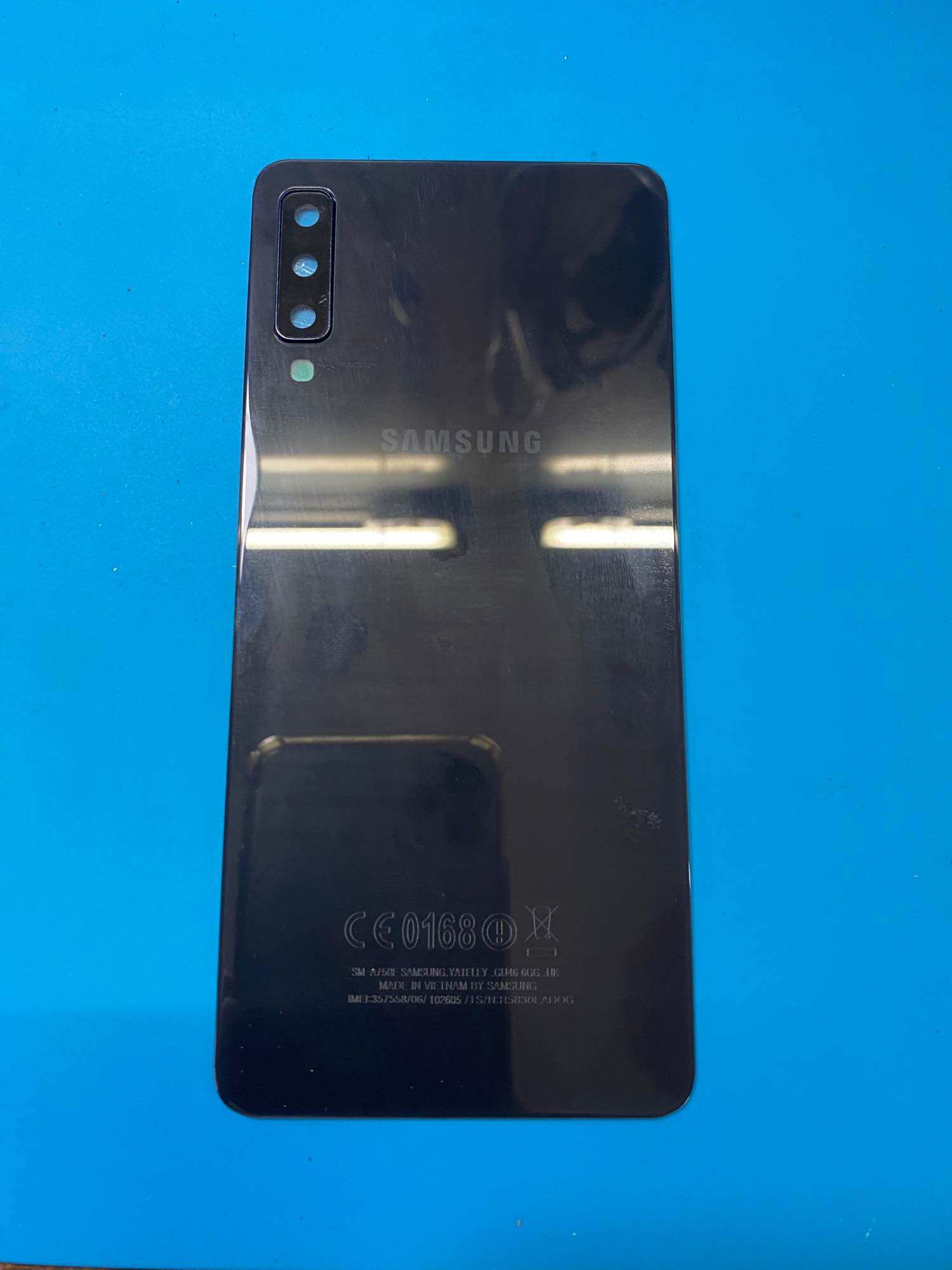 Nắp lưng samsung A750 / A7 2018