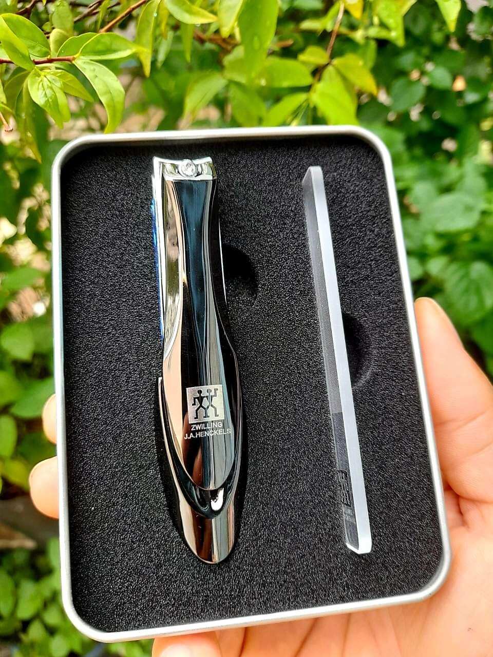 Bấm giũa móng tay xịn Zwilling của Đức, có hộp đựng rất đẹp