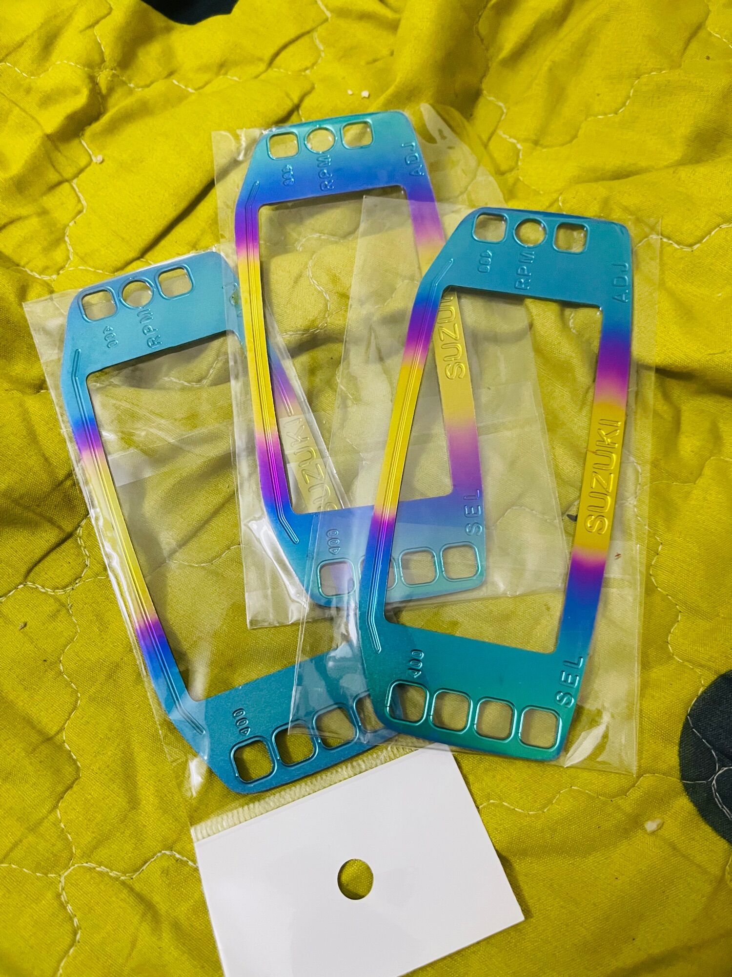 Combo 4 tem titan chính hãng dán viền gidong raider satria fi cực đẹp