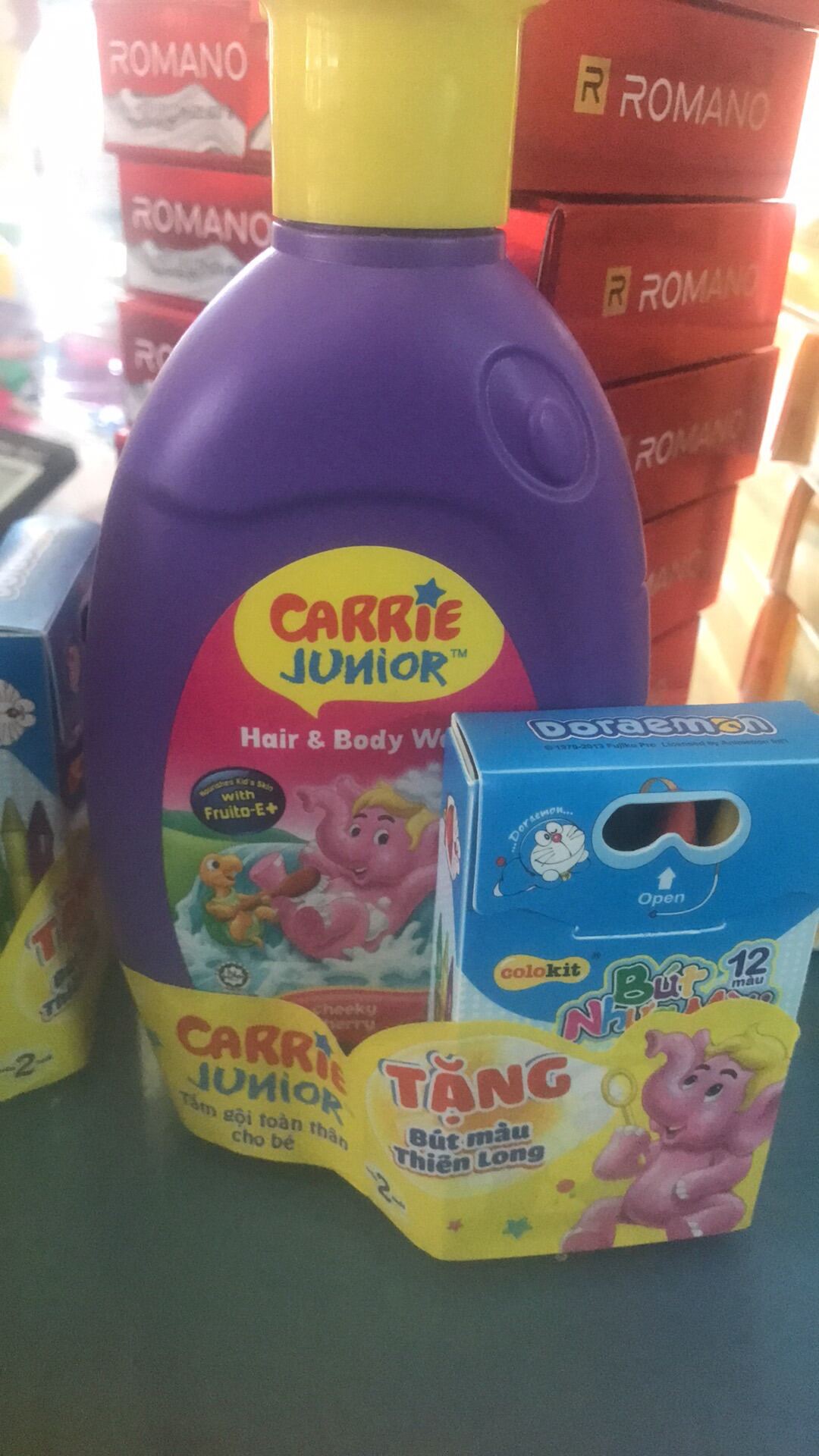 Sữa Tắm Gội cho bé Carrie Junior tinh chất Sữa 280g - Tặng Bút Màu