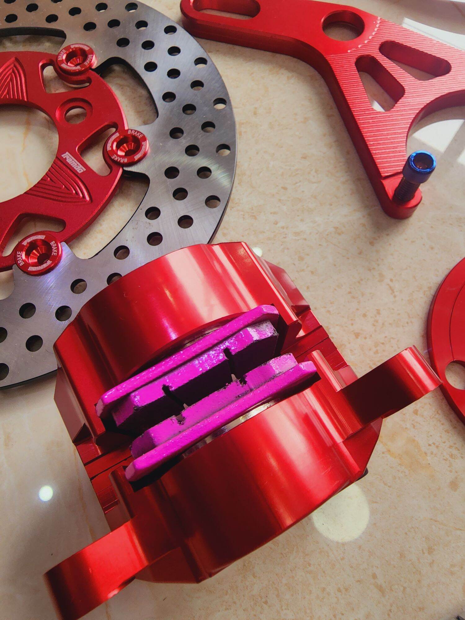 Trọn bộ phanh đĩa CNC  lắp cho xe máy điện.Xe điện độ