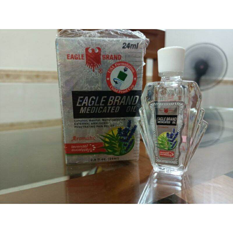 Dầu gió cảm lạnh con ó xanh/trắng Eagle Brand chai 24ml hàng Singapore