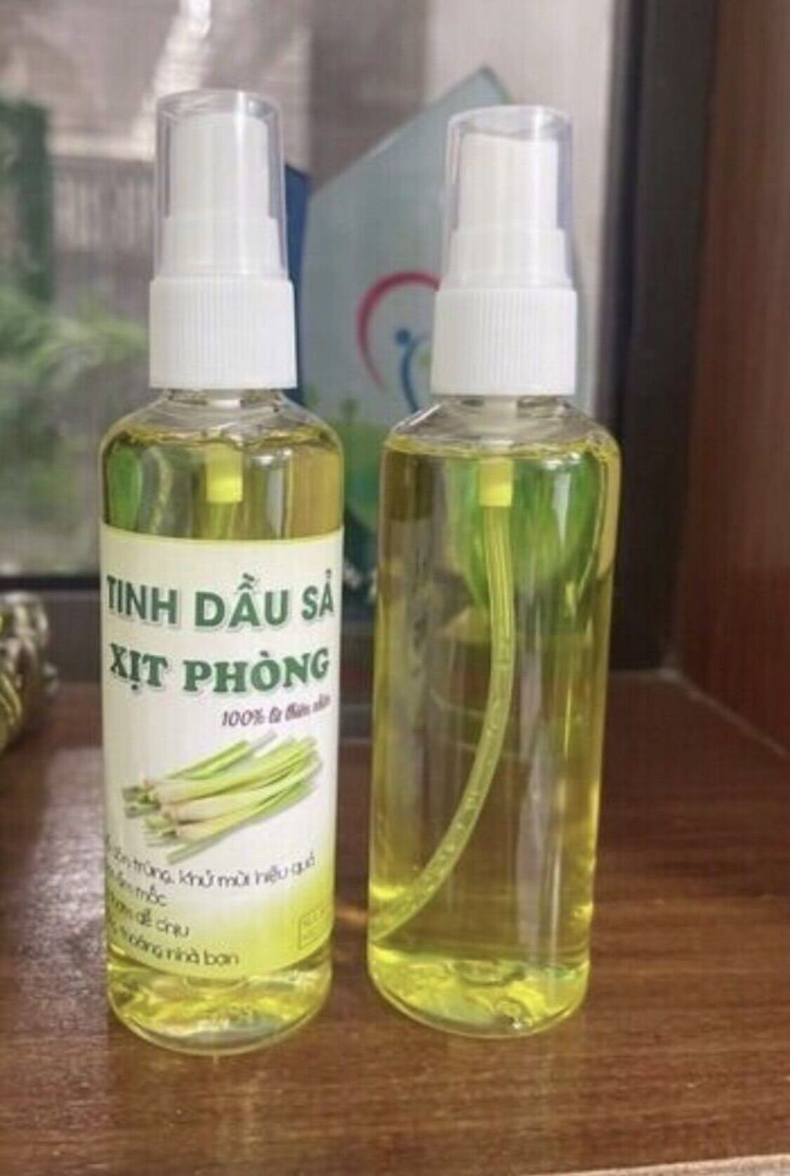 Tinh dầu xịt phòng sả chanh chai 100ml