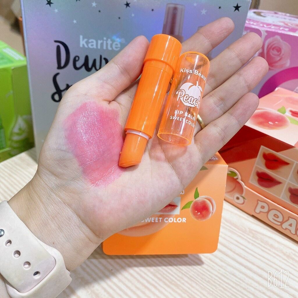 Son dưỡng môi trái đào