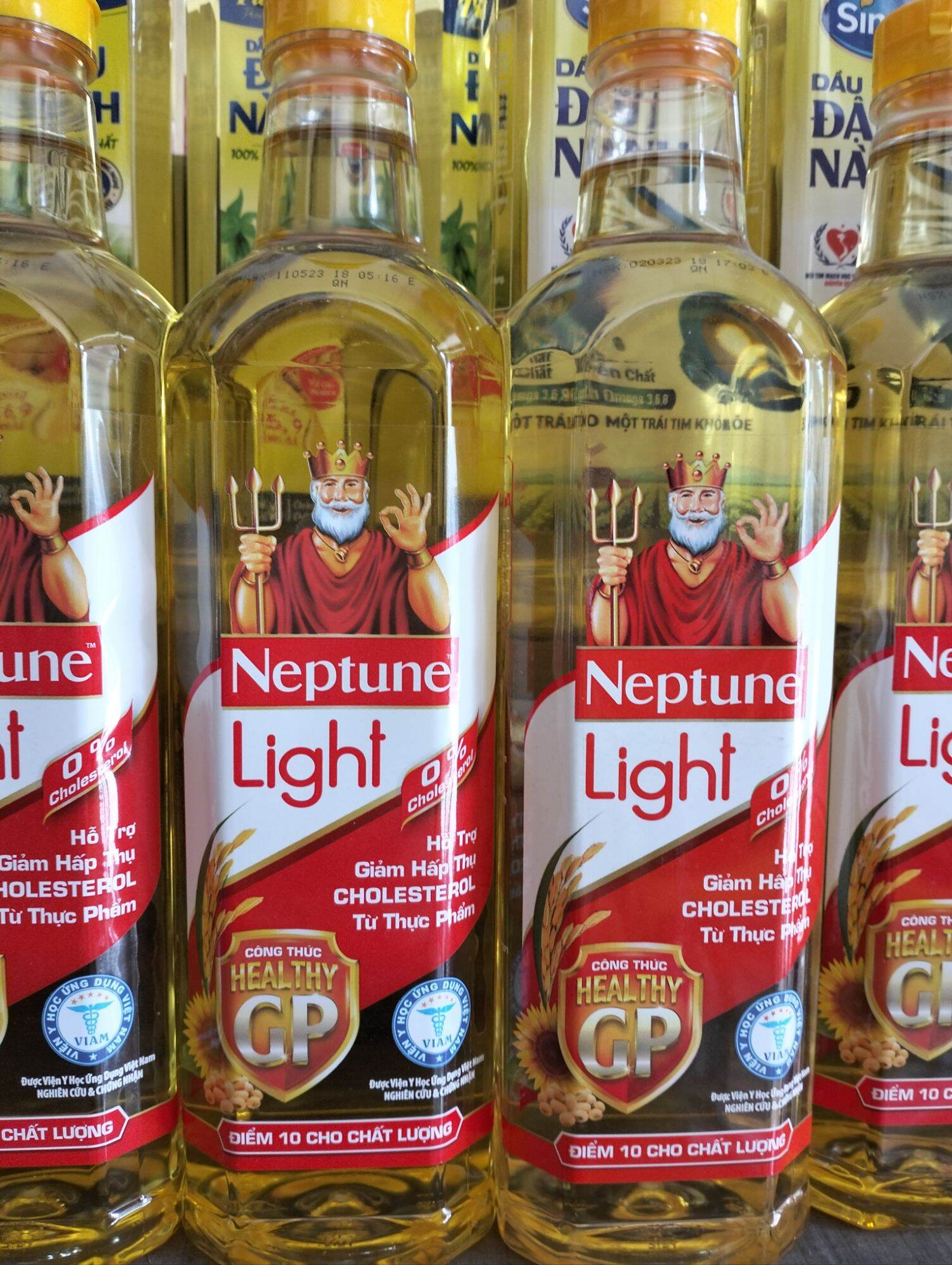 Dầu ăn Neptune Light 1L