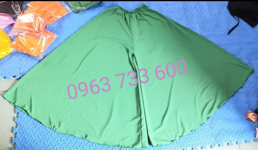 Quần lụa ống váy mặc áo dài