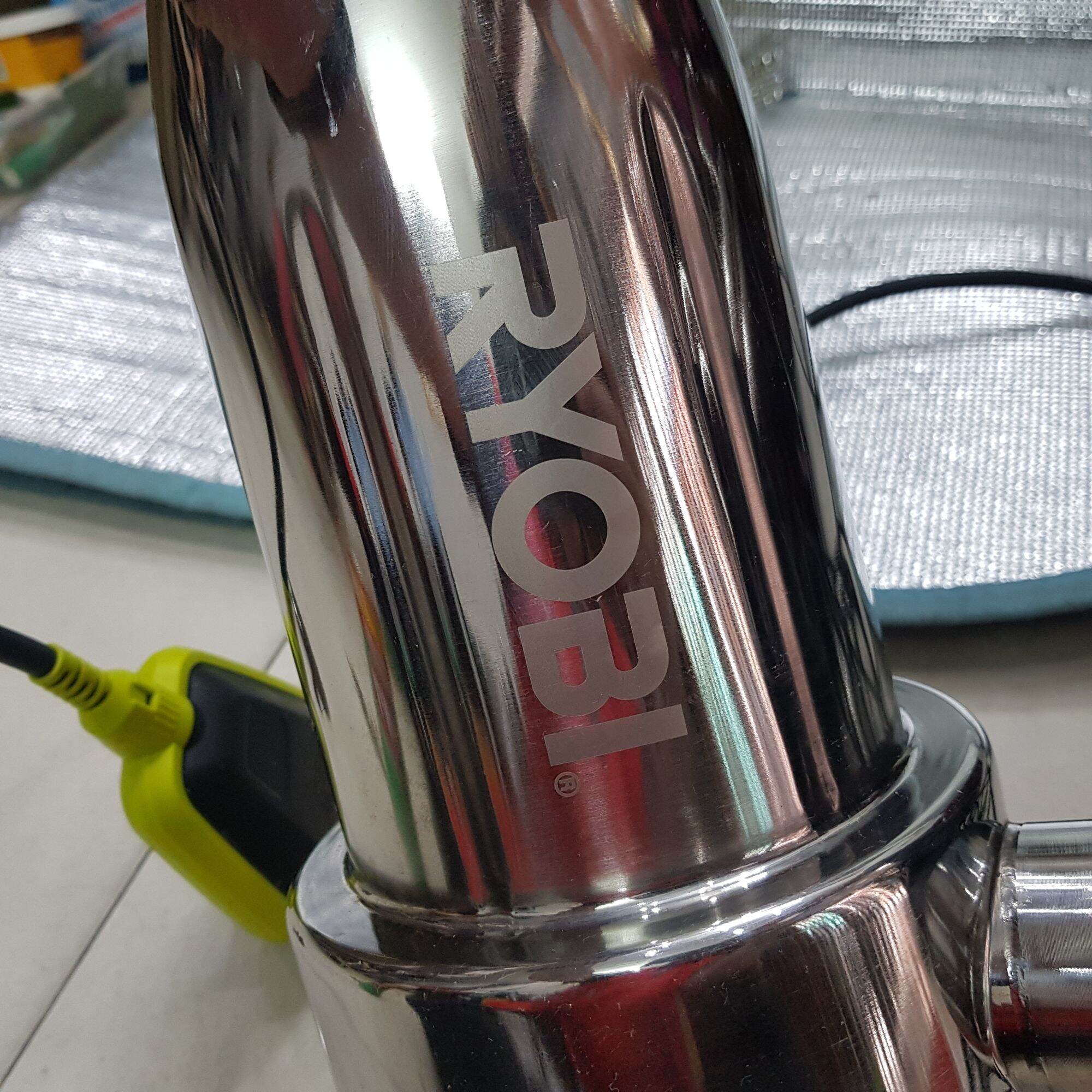 Máy bơm chìm(Tõm) Ryobi nhập Úc 1Hp1/3_1000w