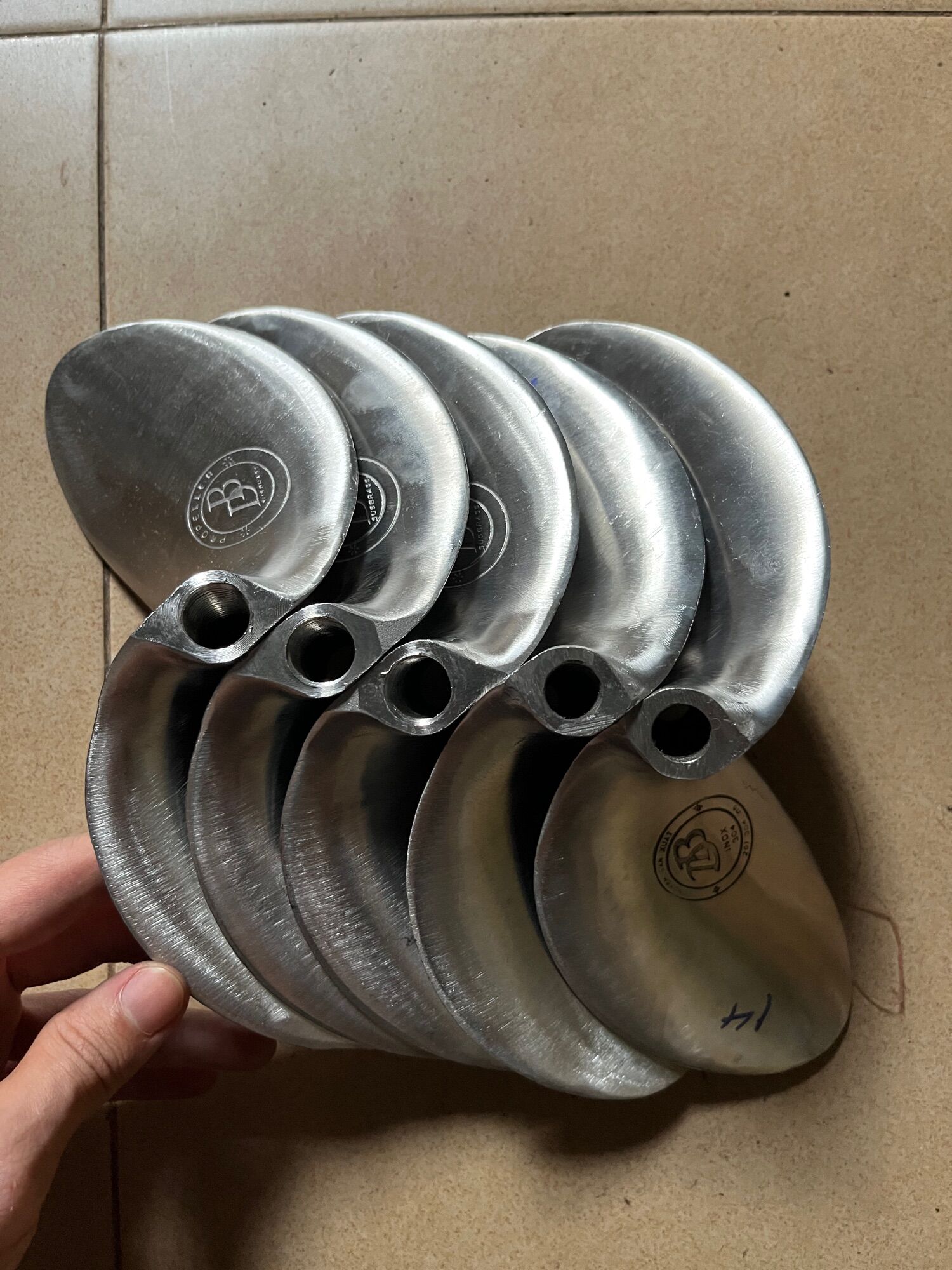 Chân vịt inox thái 20hp-25hp 5.5hp, 6hp máy xăng