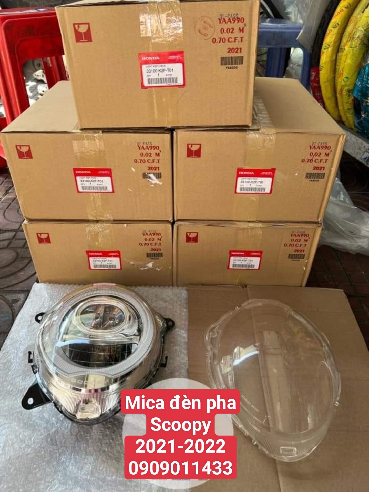 Mica đèn xe Scoopy 2022