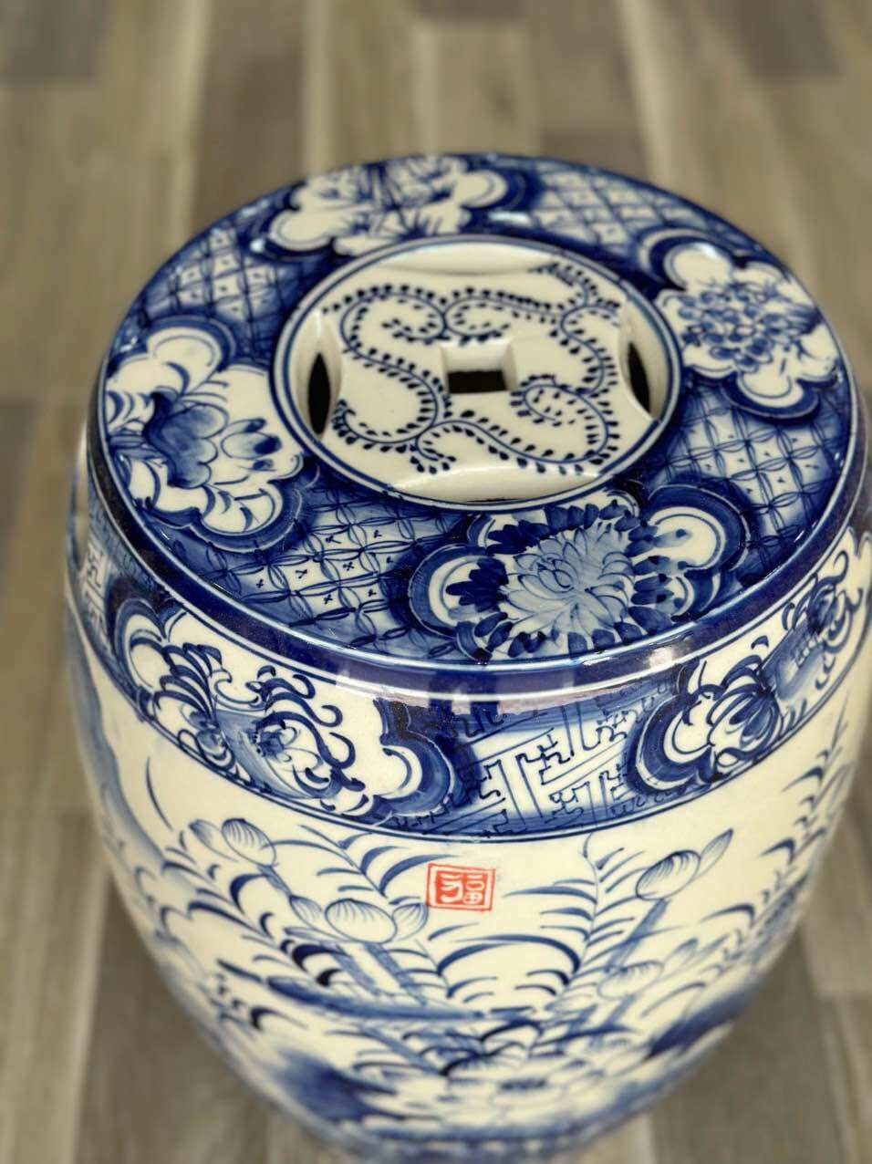Đôn kê chậu hoa(chậu kiểng), cao 36cm. Gốm sứ Bát Tràng.