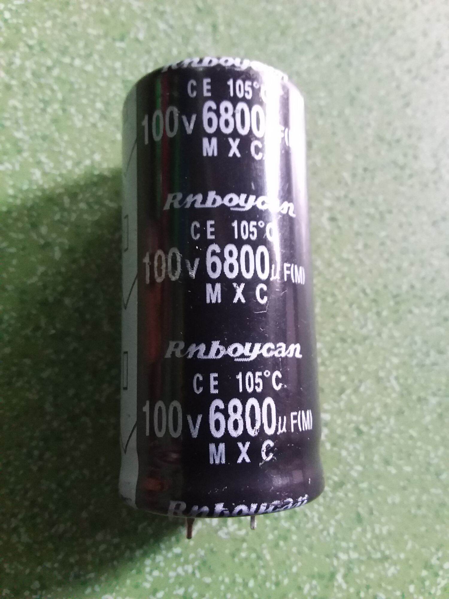 1 CHIẾC TỤ LỌC NGUỒN RUBOYCON 100V-6800 UF