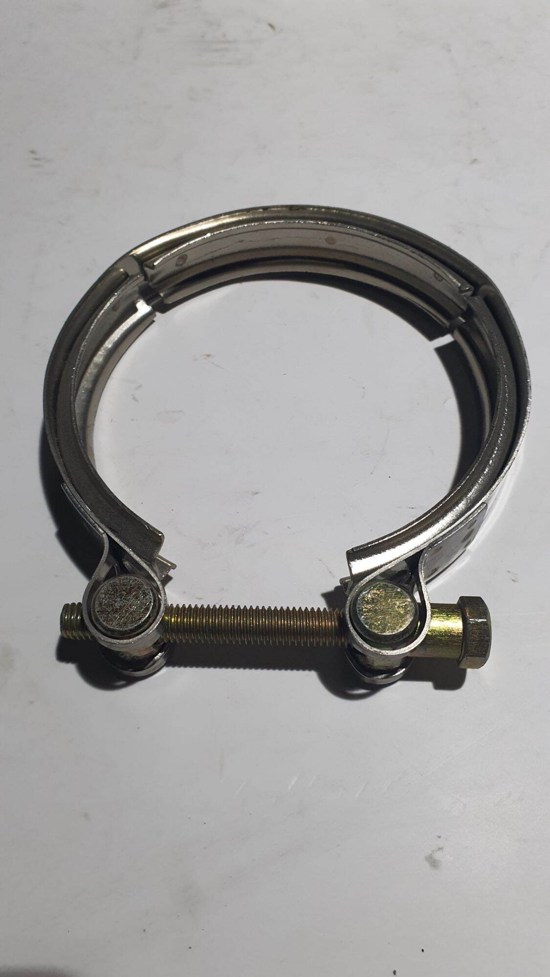 Đai xiết cổ dê bắt cổ ống xả ô tô tải phi 109 mm