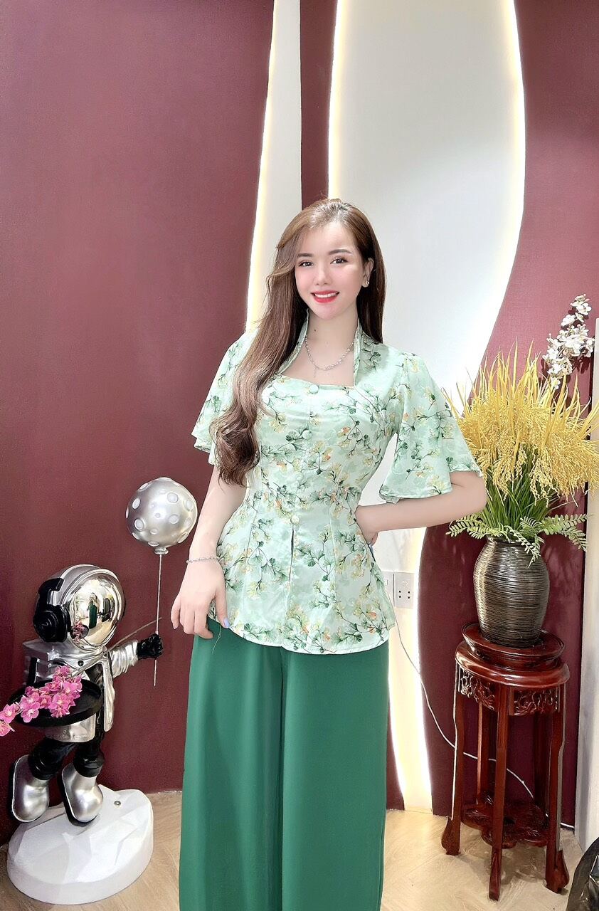 Bộ bà ba nữ hoàng tay loe/ Sét bà ba tay loe