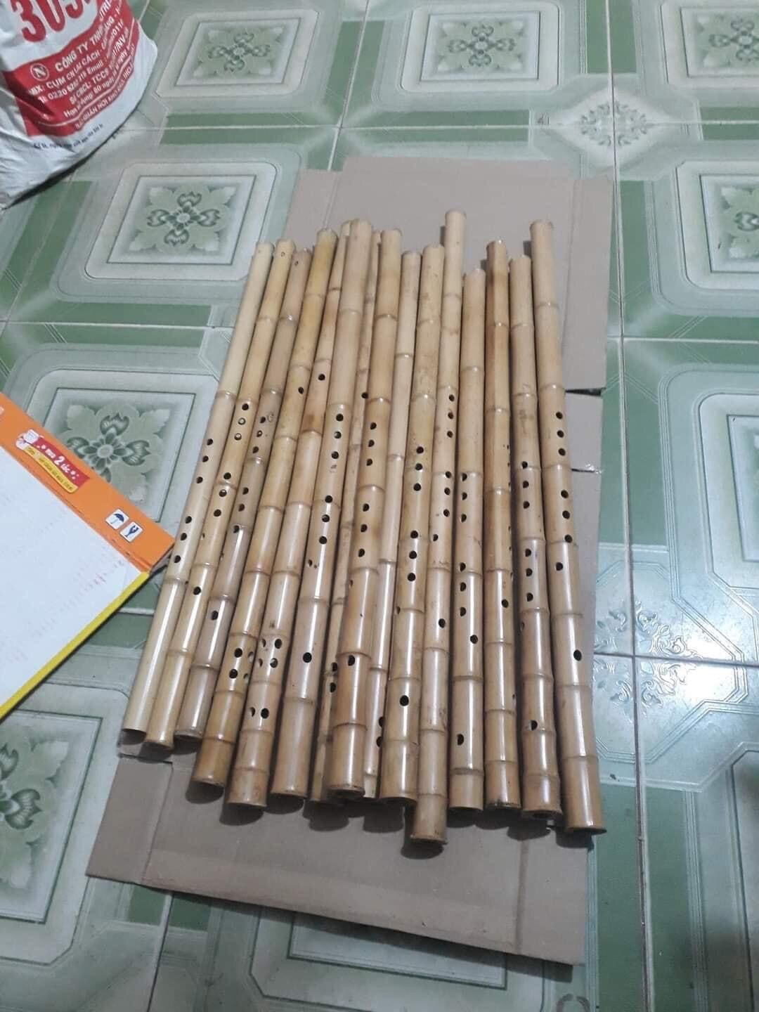 Sáo tiêu C4